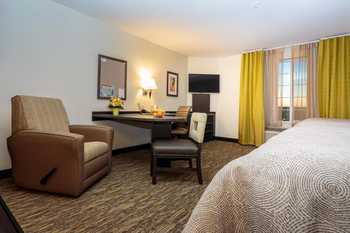 Candlewood Suites Sidney By Ihg Exterior photo